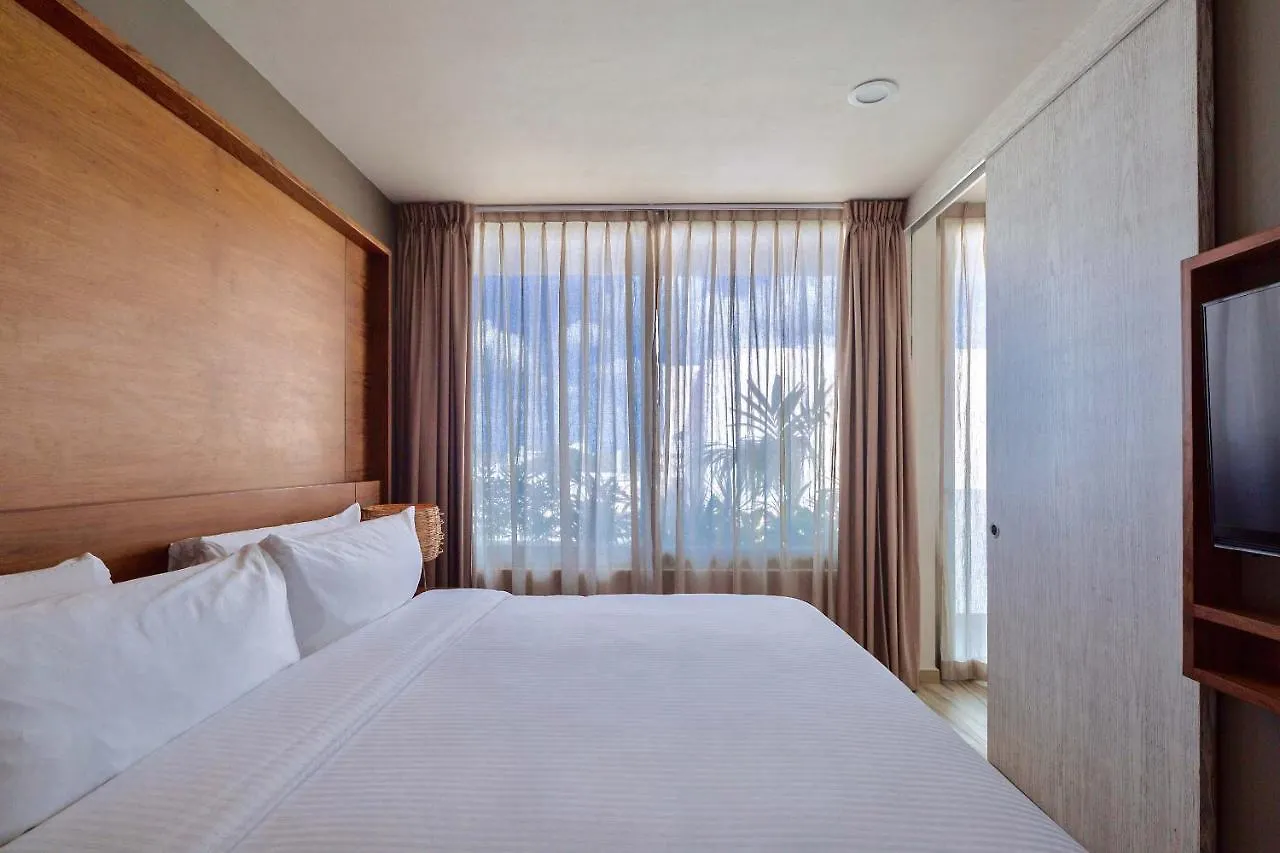 Newport House Playa Boutique Hotel Playa del Carmen 4*,  Mexiko