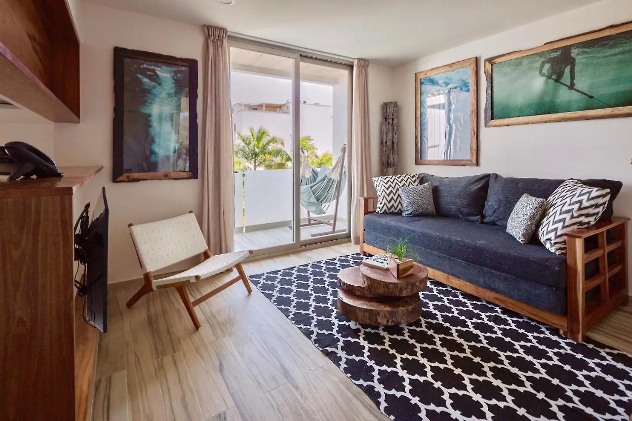 ****  Newport House Playa Boutique Hotel Playa del Carmen Mexico