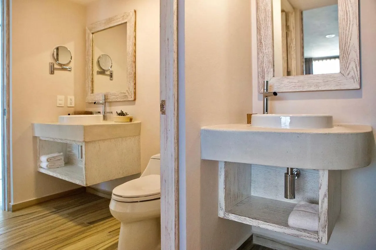 Newport House Playa Boutique Hotel Playa del Carmen 4*,