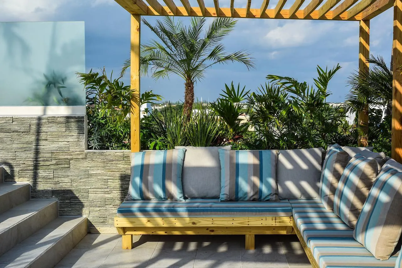 Newport House Playa Boutique Hotel Playa del Carmen
